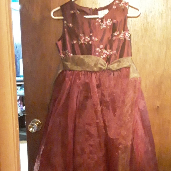 Dress - Picture 3 of 3
